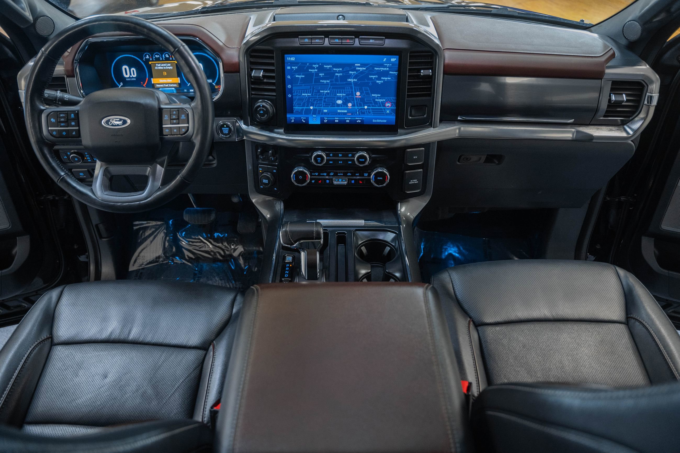 Certified 2023 Ford F150 Lariat w/ Equipment Group 502A High image 29