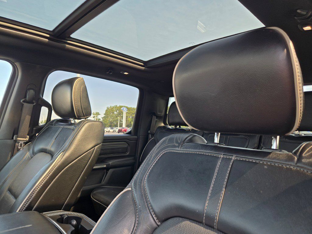 Used 2019 RAM 1500 Limited AWD/4WD image 28