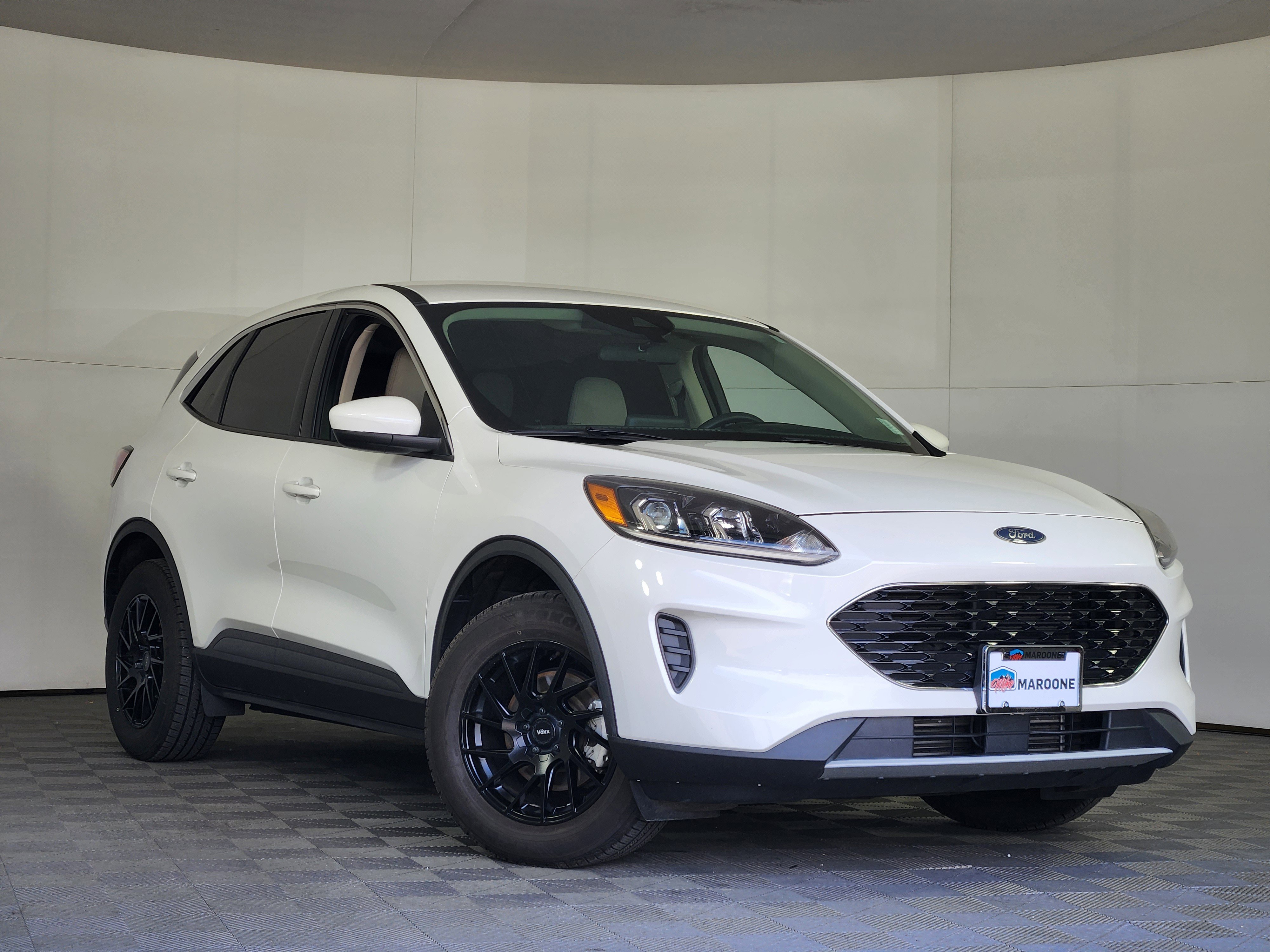 Used 2020 Ford Escape SE