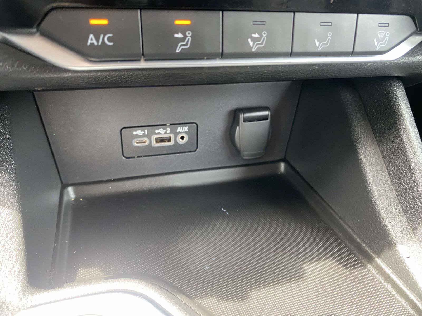 Used 2023 Nissan Sentra SV FWD image 26
