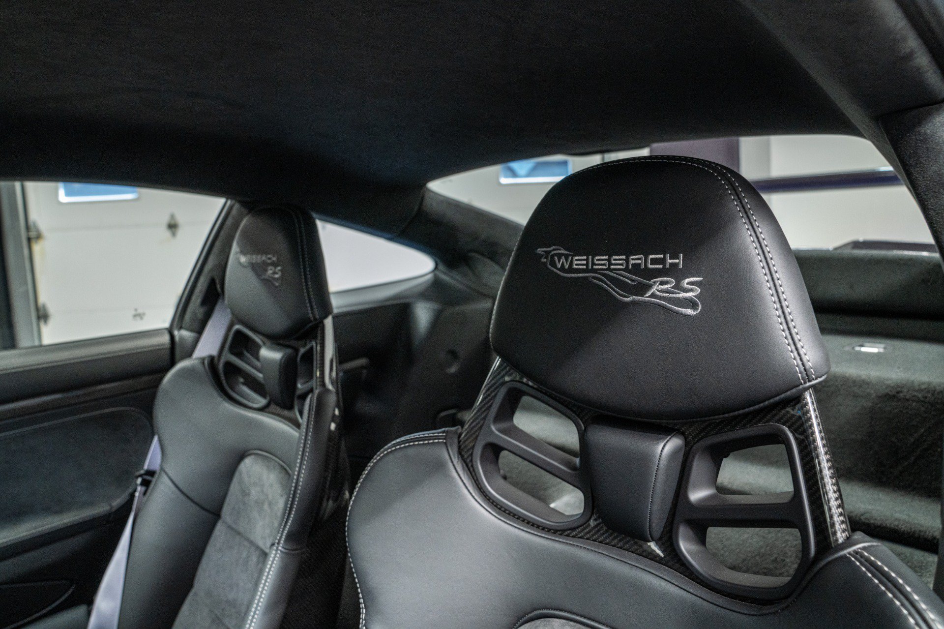 Used 2018 Porsche 911 GT2 RS RWD image 17