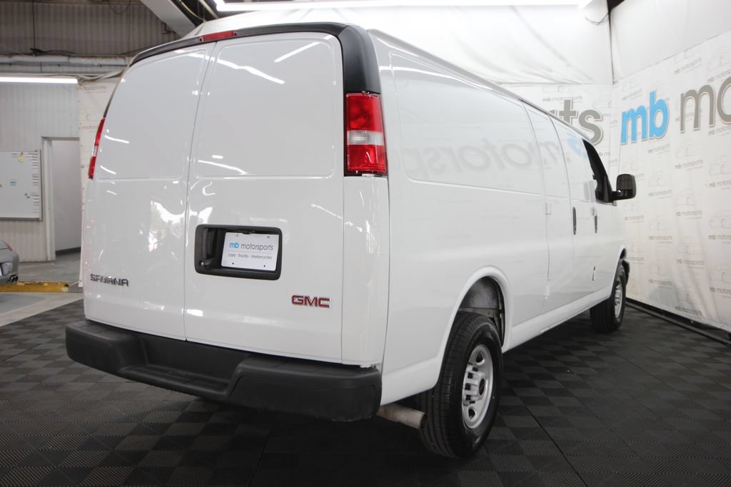 Used 2023 GMC Savana 2500 Extended RWD image 7