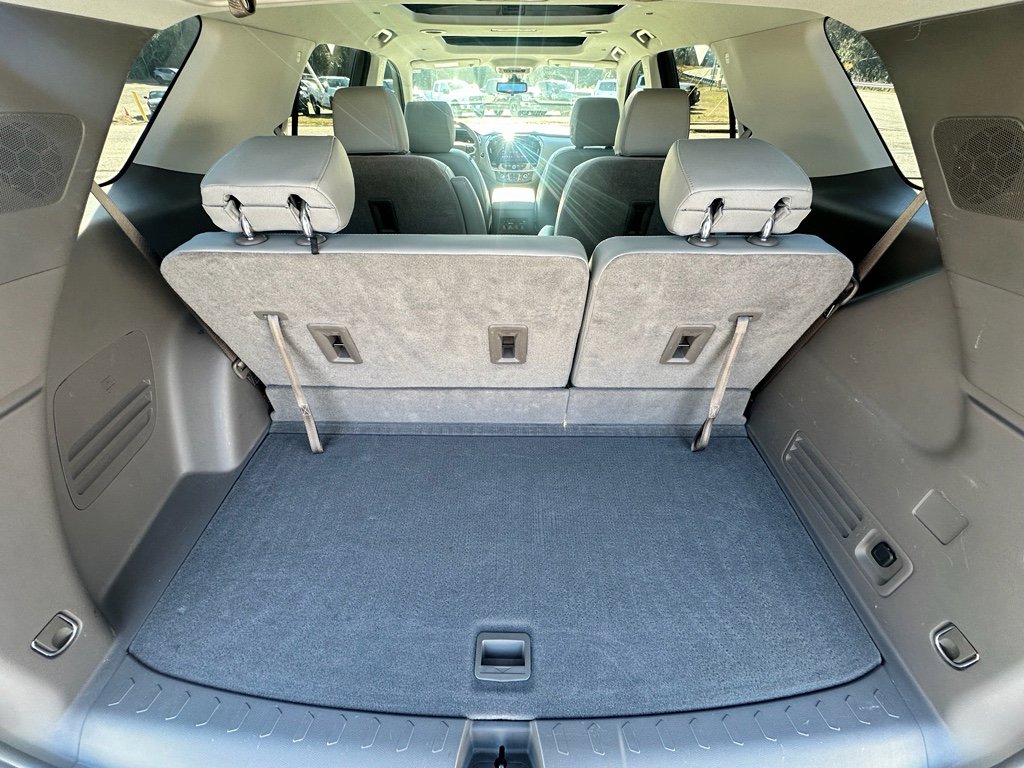 Used 2021 Chevrolet Traverse Premier image 23