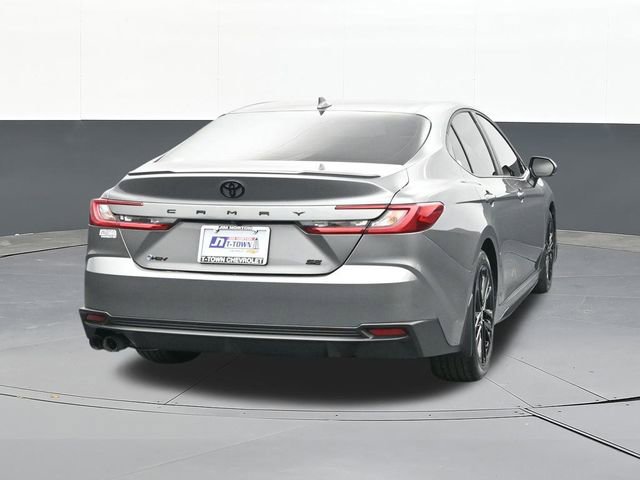 Used 2025 Toyota Camry SE w/ Convenience Package image 13