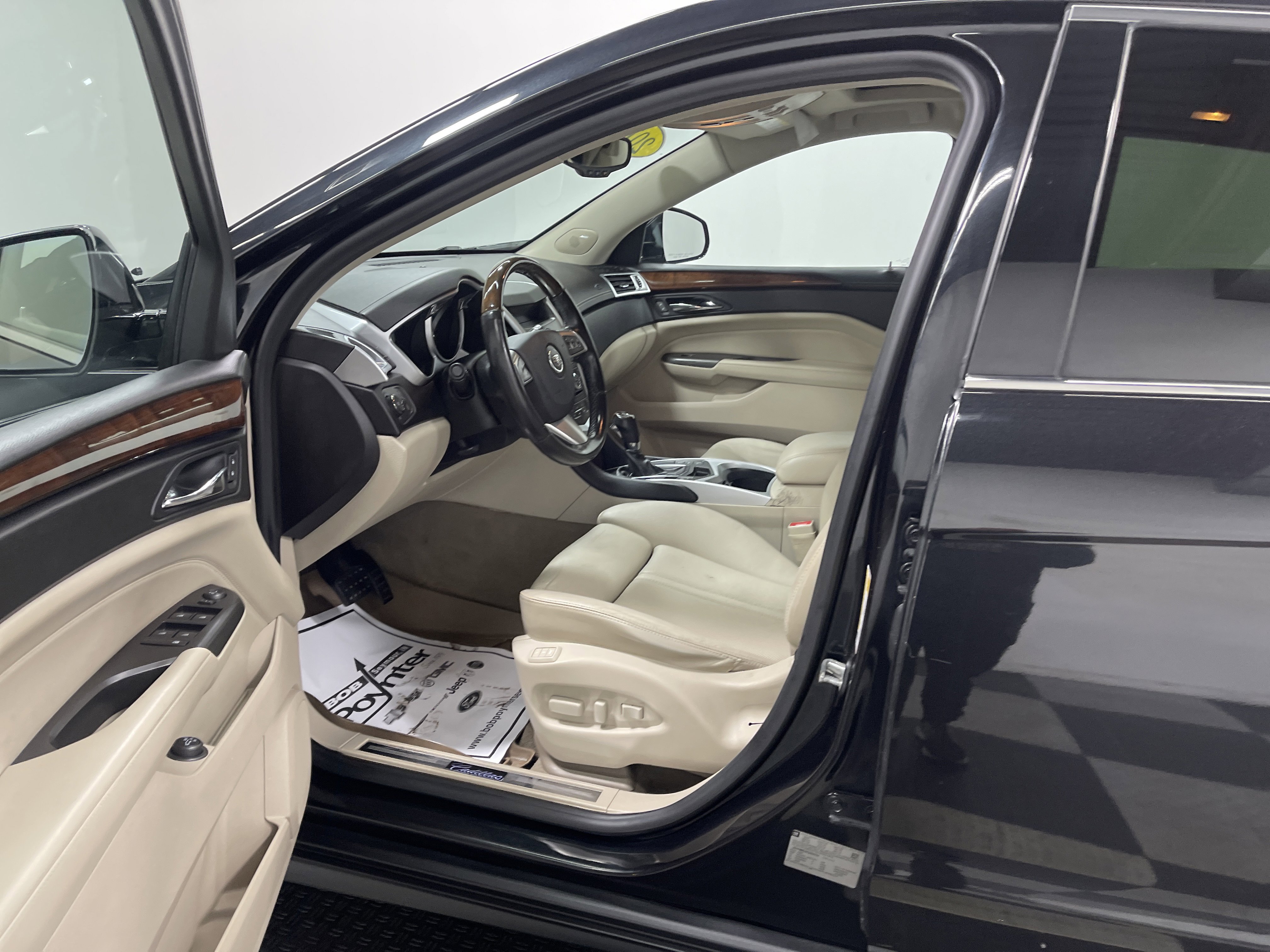 Used 2012 Cadillac SRX Performance image 9