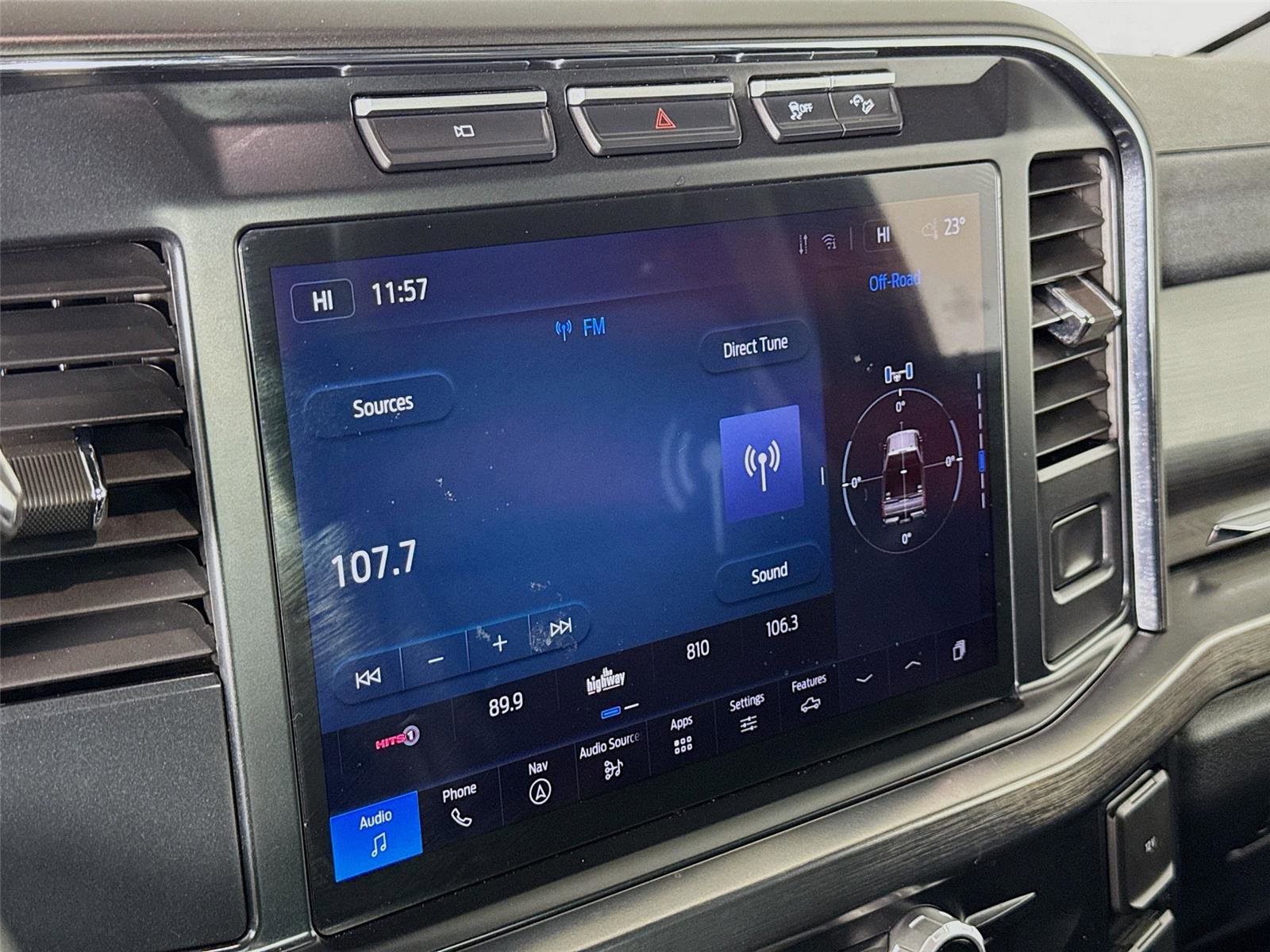 Used 2024 Ford F250 Lariat w/ Chrome Package image 15