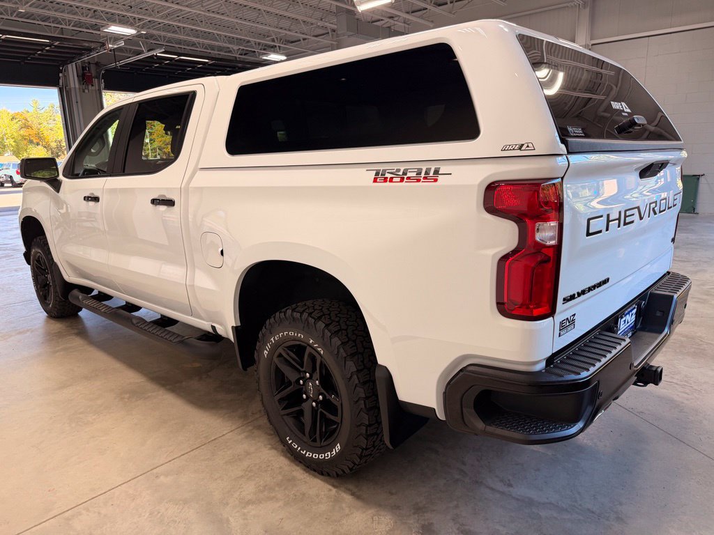 Used 2021 Chevrolet Silverado 1500 LT Trail Boss AWD/4WD image 6