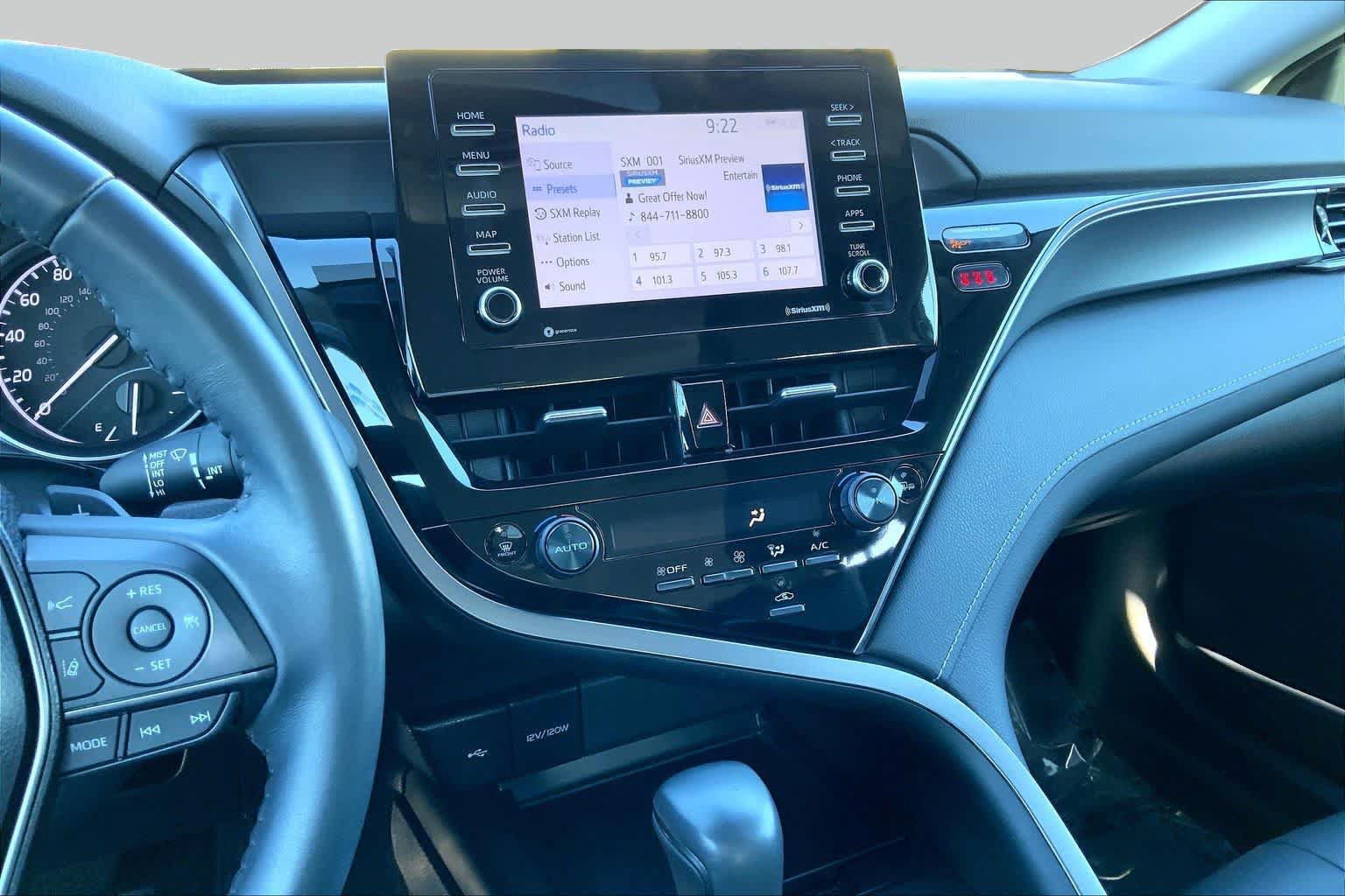 Used 2023 Toyota Camry SE w/ Convenience Package FWD image 6