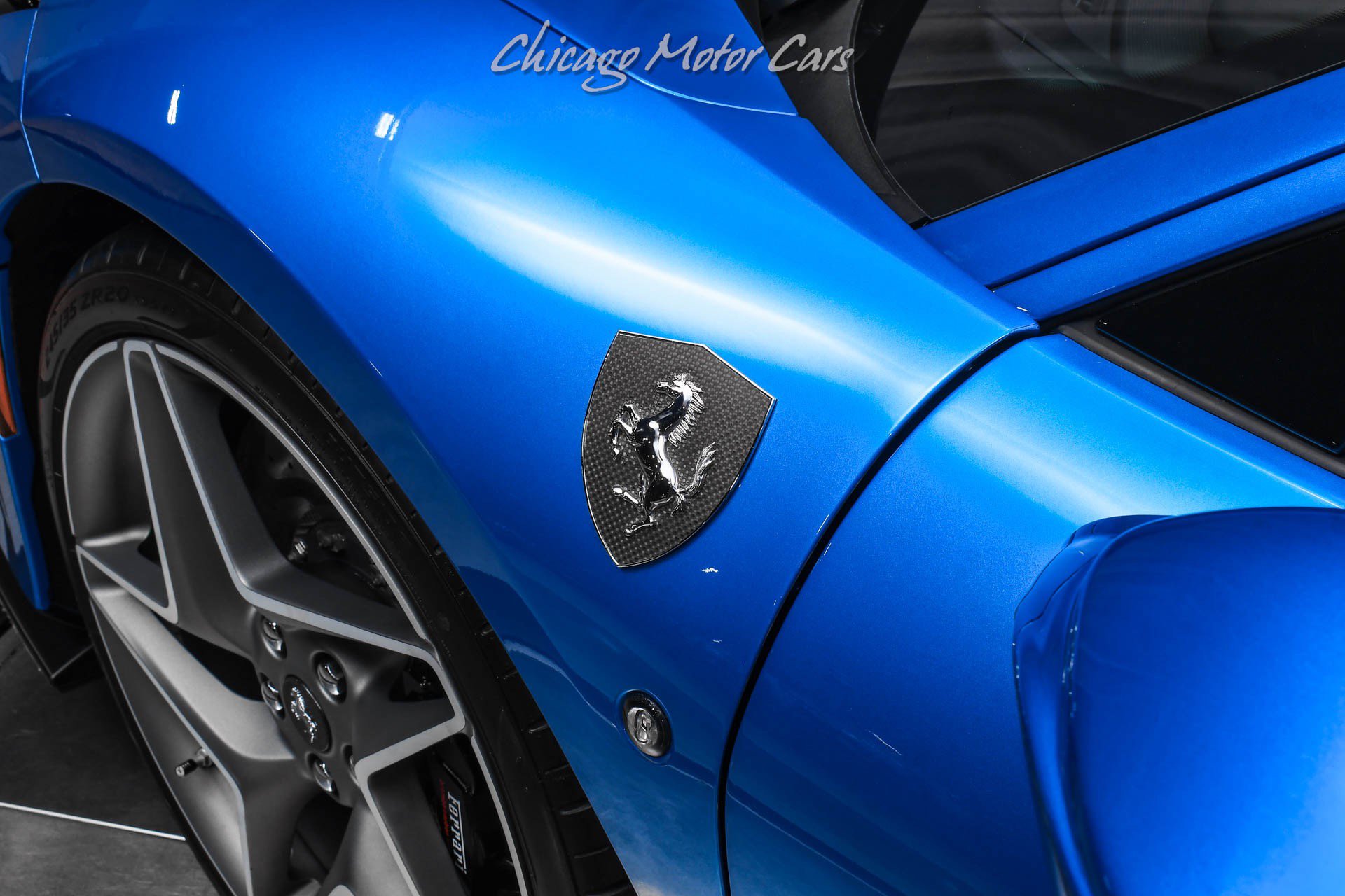 Used 2020 Ferrari F8 Tributo RWD image 32