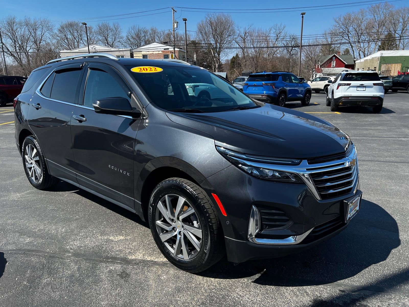 Used 2022 Chevrolet Equinox Premier image 3