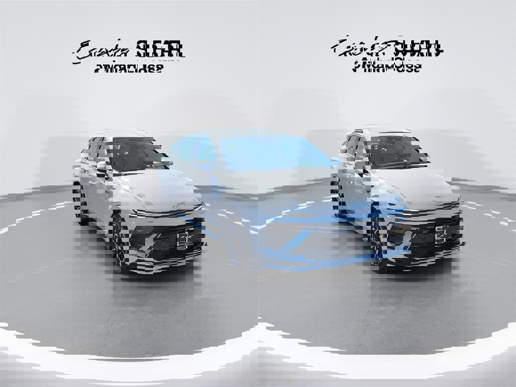 Used 2025 Hyundai Sonata SEL image 2