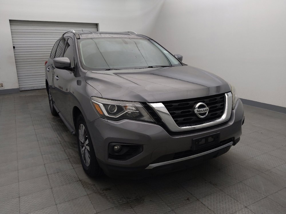 Used 2017 Nissan Pathfinder SV FWD image 14