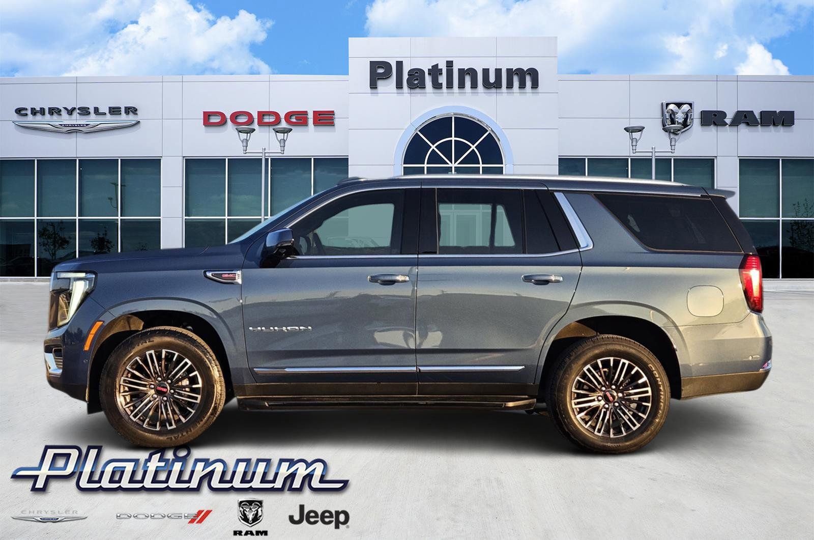 Used 2025 GMC Yukon Elevation AWD/4WD image 3
