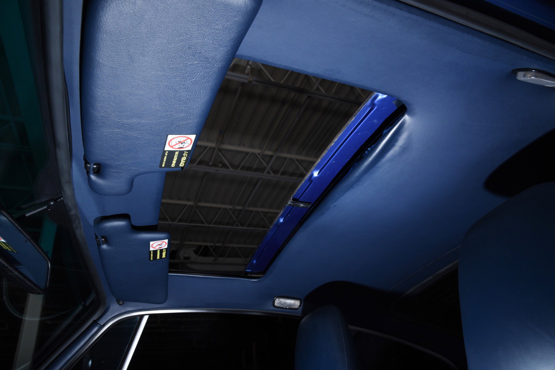 Used 1998 Porsche 911 Carrera 4S image 18