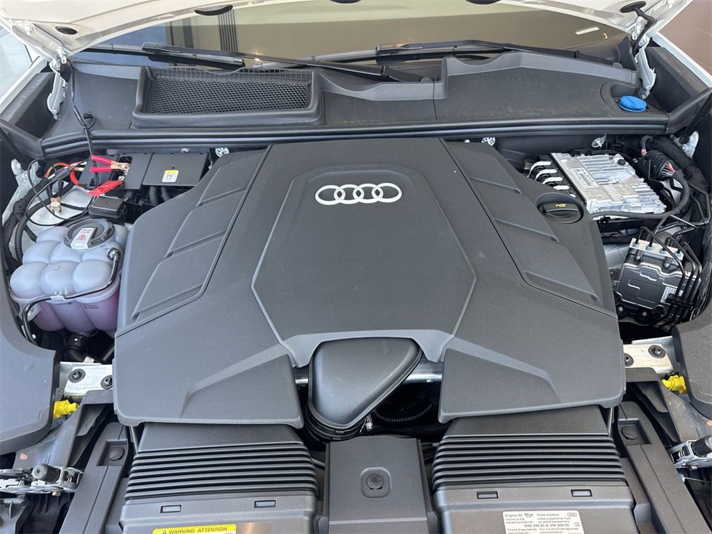 New 2025 Audi Q8 Premium Plus image 28