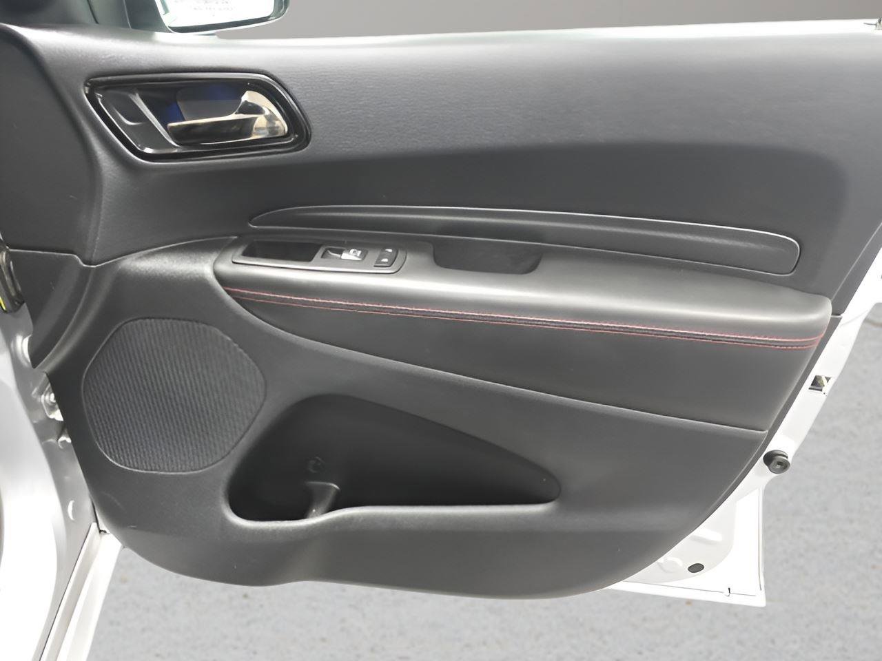 Used 2024 Dodge Durango GT image 27