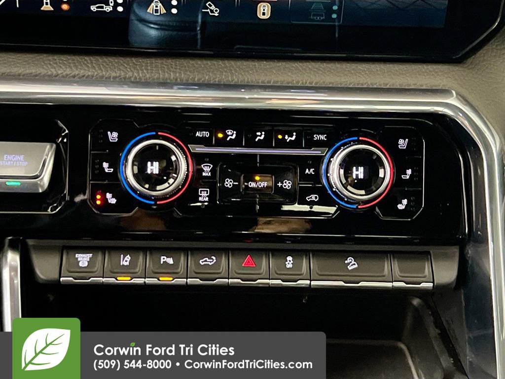 Used 2024 GMC Sierra 3500 Denali w/ Technology Package image 9