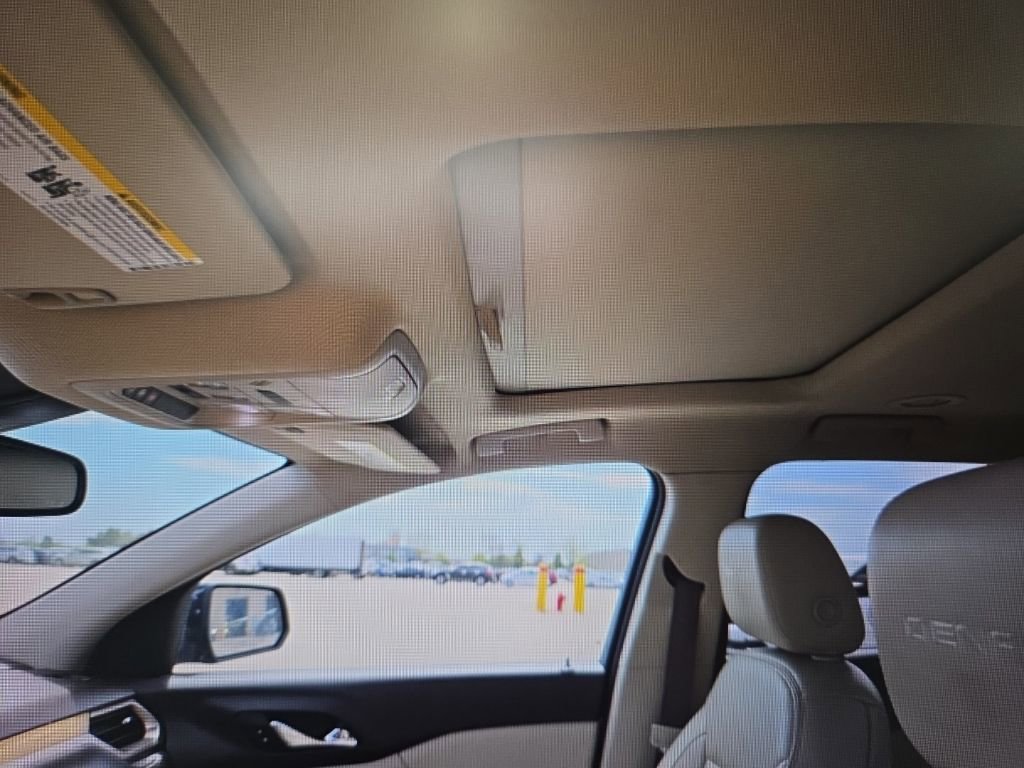Used 2018 GMC Acadia Denali AWD/4WD image 10