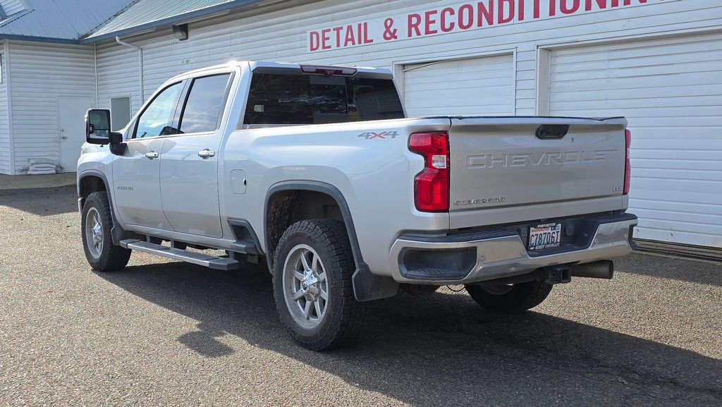 Used 2020 Chevrolet Silverado 2500 LTZ w/ LTZ Premium Package image 5