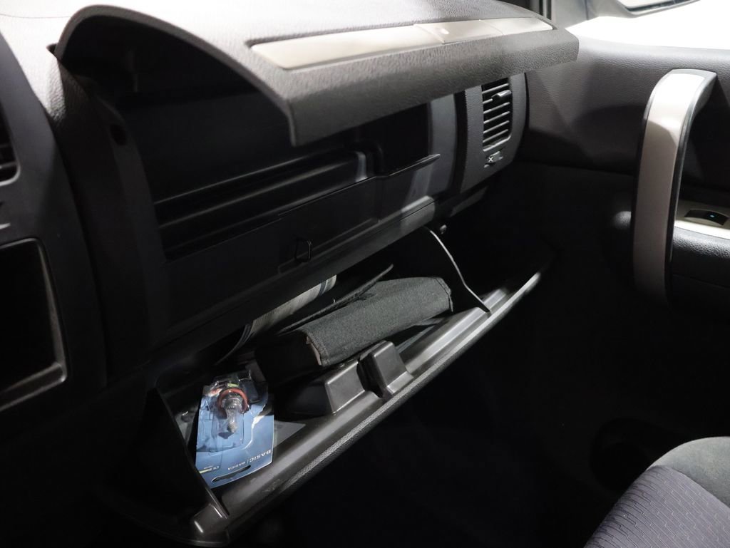Used 2009 GMC Sierra 1500 SLE w/ Power Pack Plus image 25