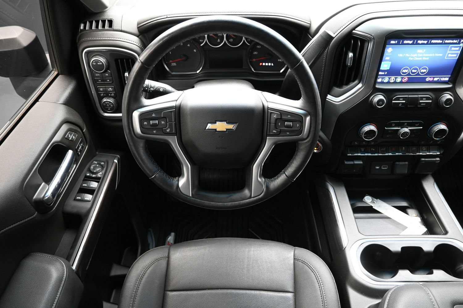 Used 2022 Chevrolet Silverado 2500 LTZ w/ LTZ Texas Edition AWD/4WD image 26