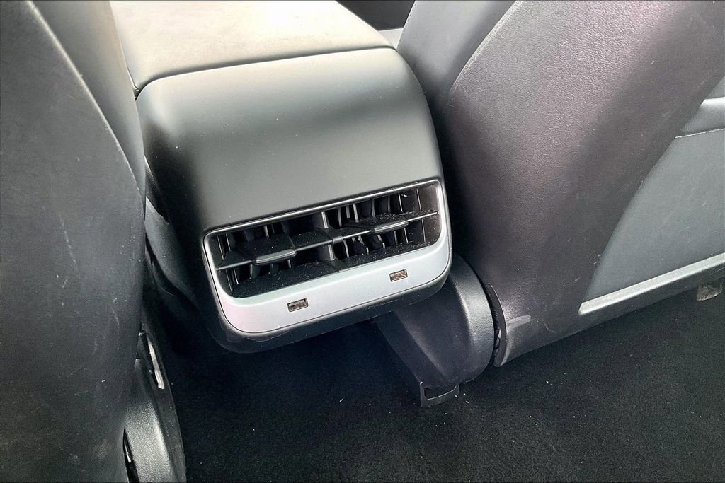 Used 2019 Tesla Model 3 Long Range image 30