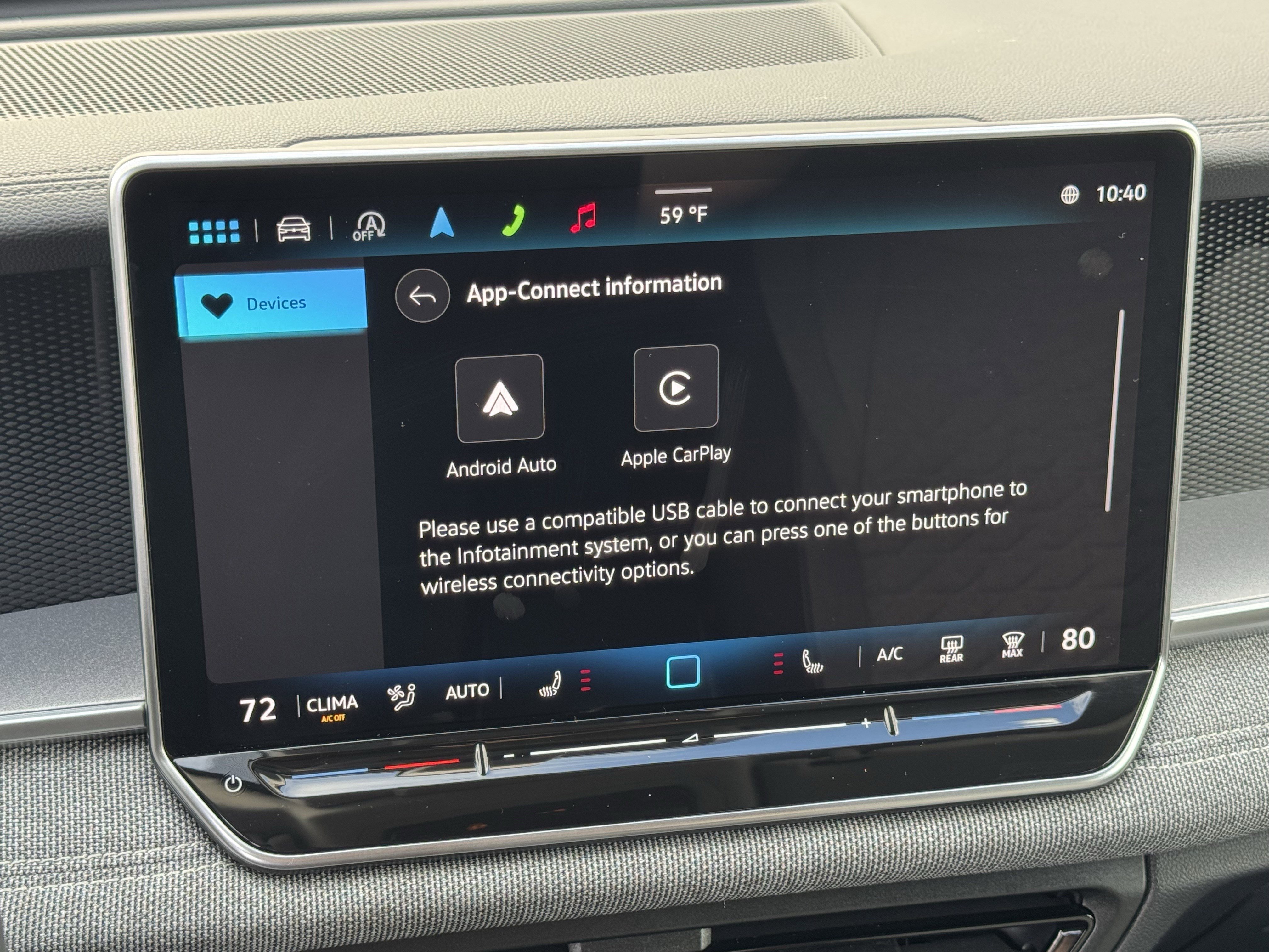 Used 2025 Volkswagen Tiguan S image 27