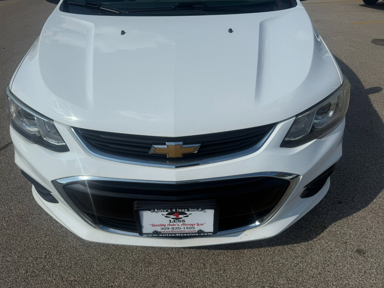 Used 2017 Chevrolet Sonic LT image 4
