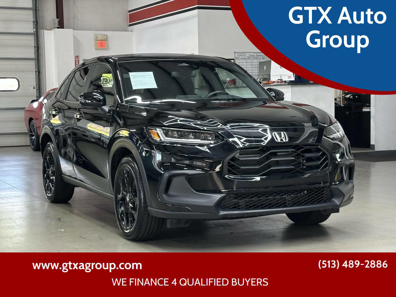 Used 2023 Honda HR-V Sport image 1