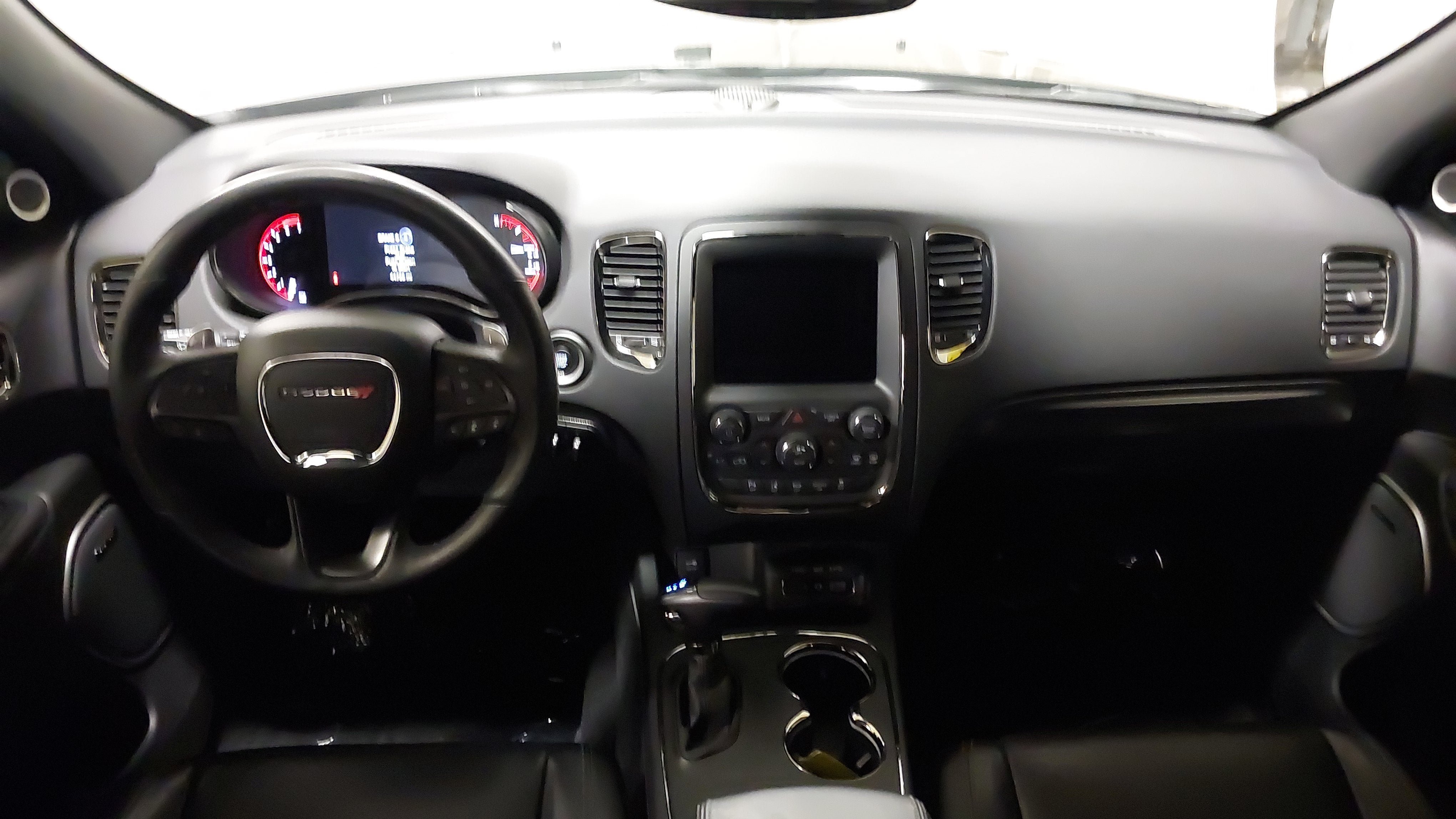 Used 2019 Dodge Durango R/T w/ Technology Group AWD/4WD image 32