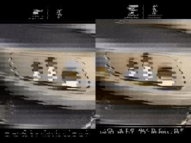 Certified 2025 Cadillac XT6 Premium Luxury w/ Technology Package image 30