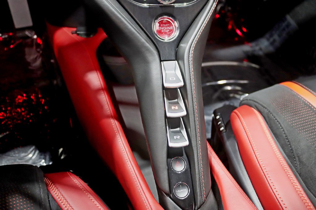 Used 2018 McLaren 720S Performance RWD image 36