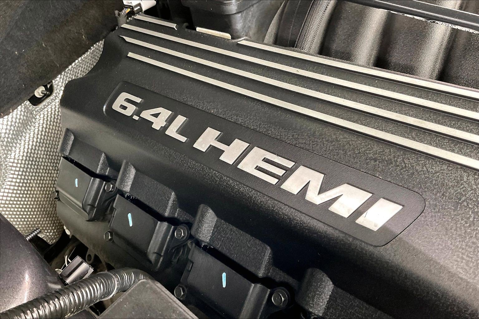 Used 2018 Jeep Grand Cherokee SRT w/ Trailer Tow Group IV AWD/4WD image 32