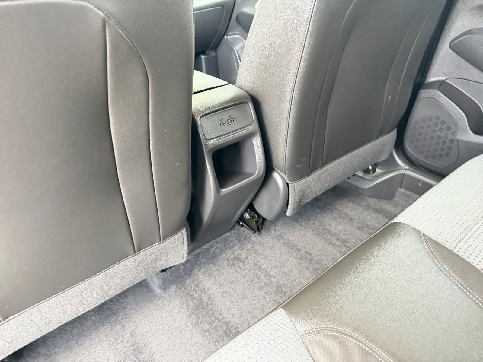 Used 2025 Chevrolet Trax LT image 23