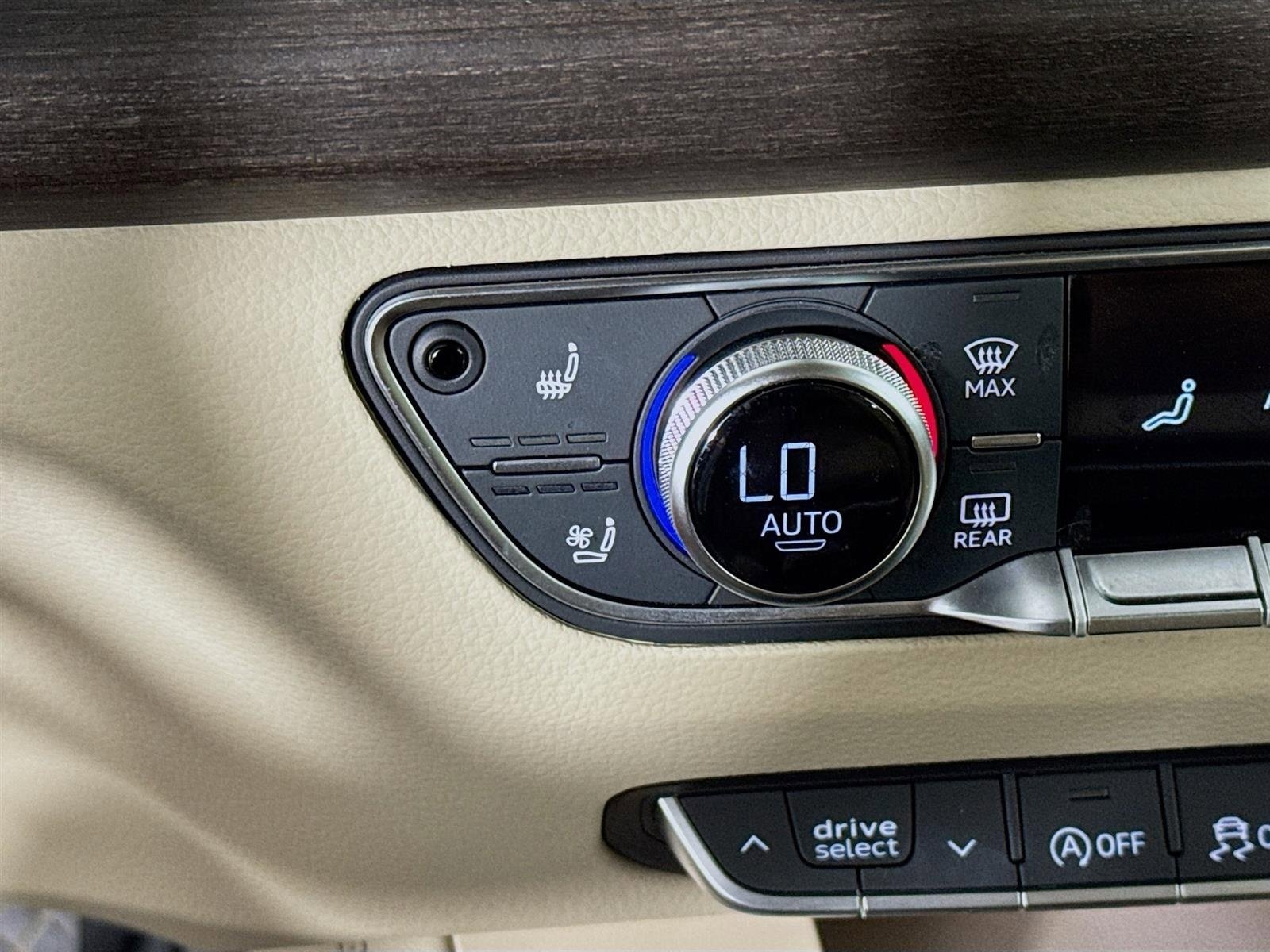 Used 2021 Audi Q5 Premium Plus w/ Premium Plus Package image 23