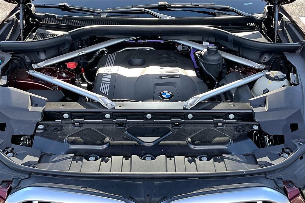 Certified 2025 BMW X6 xDrive40i AWD/4WD image 31