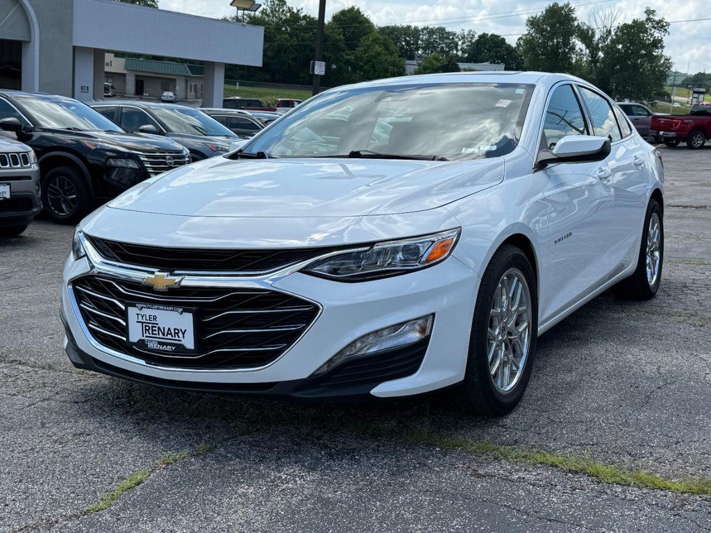 Used 2024 Chevrolet Malibu LT FWD image 8