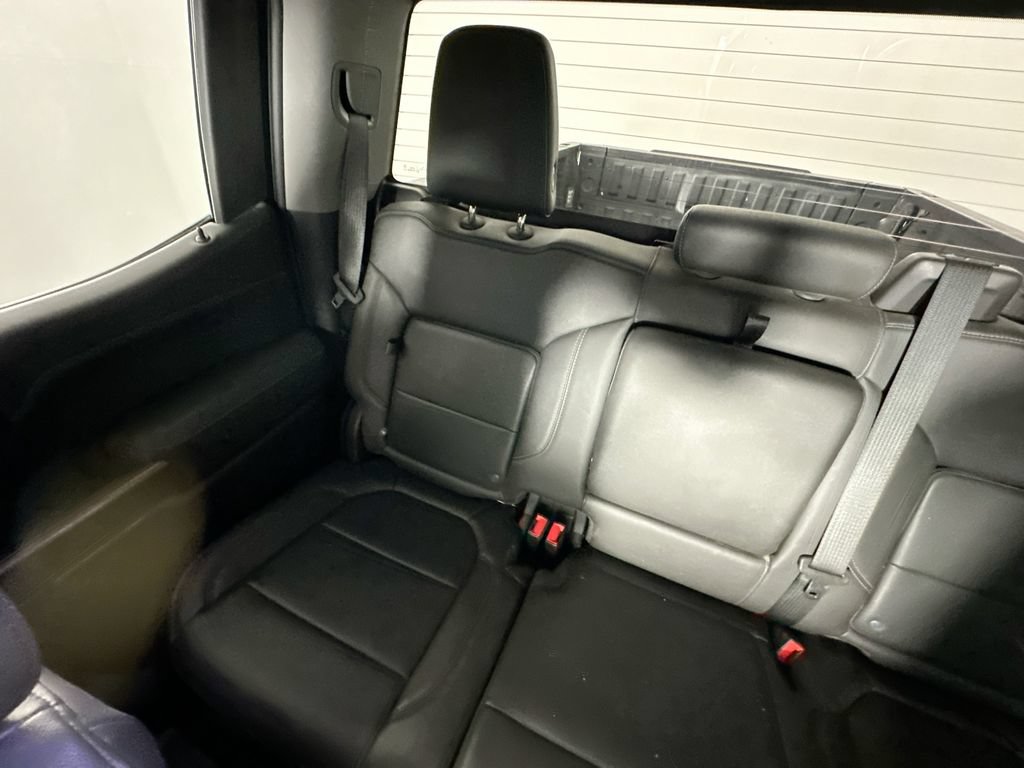 Used 2020 GMC Sierra 1500 SLT w/ X31 Off-Road Package AWD/4WD image 12