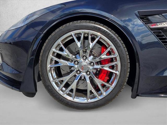 Used 2015 Chevrolet Corvette Z06 w/ 2LZ Preferred Equipment Group RWD image 20