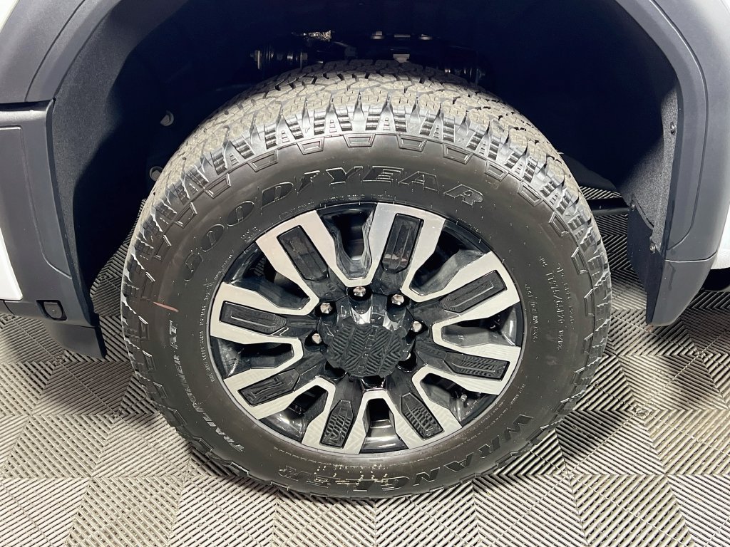 New 2026 GMC Sierra 3500 Denali Ultimate AWD/4WD image 24