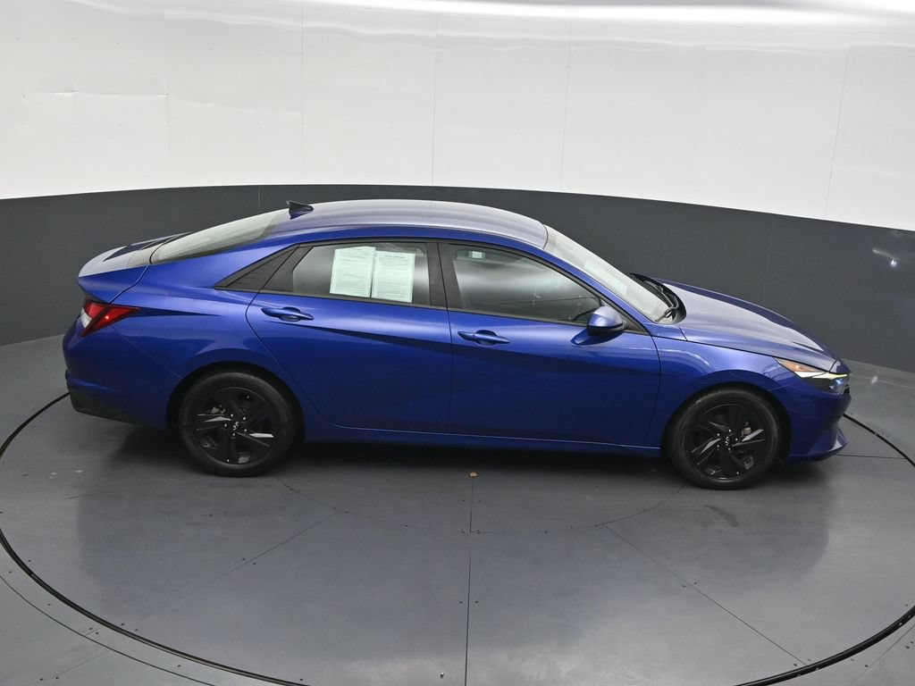 Used 2022 Hyundai Elantra SEL w/ Convenience Package FWD image 21