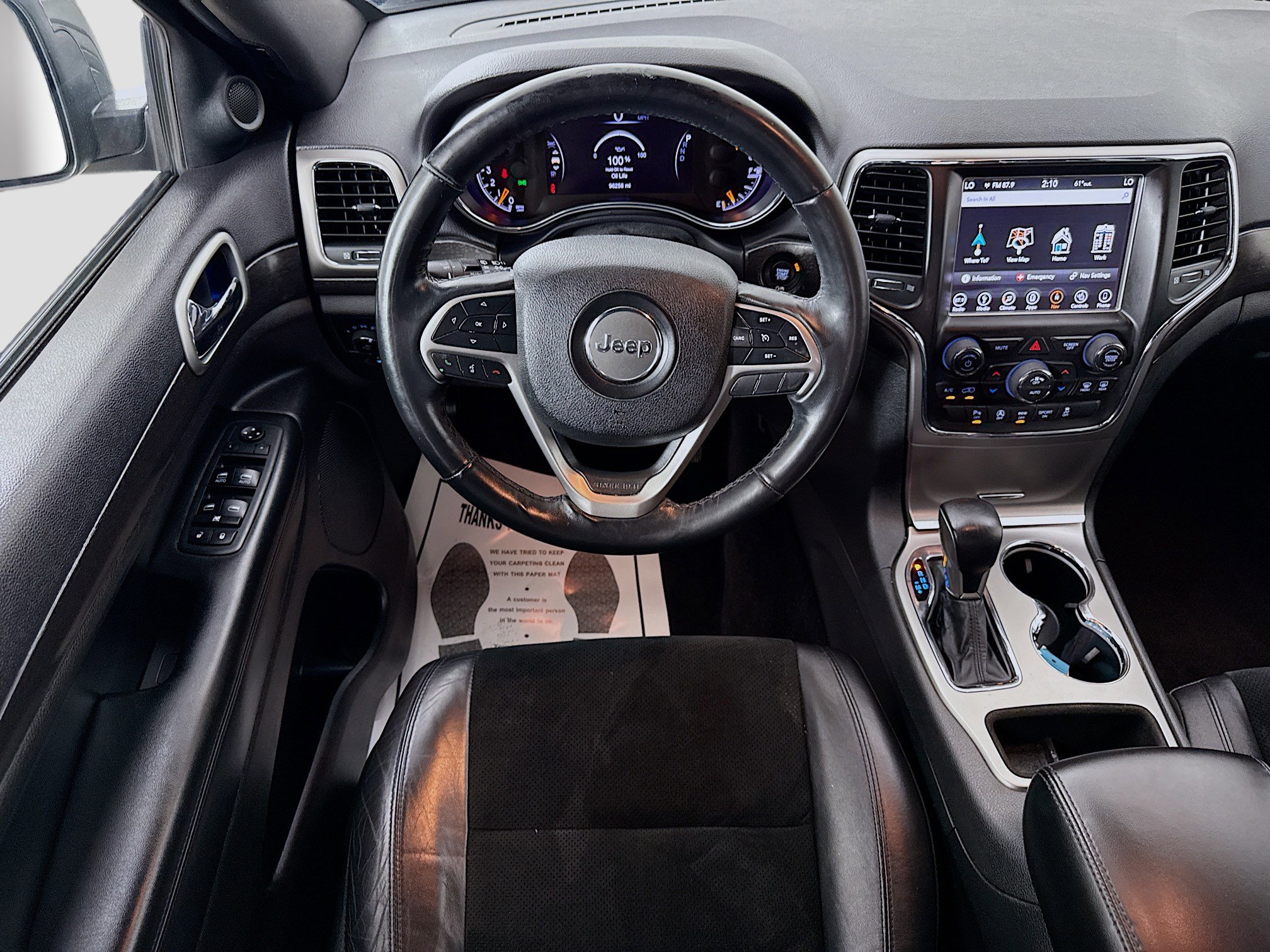 Used 2018 Jeep Grand Cherokee Altitude AWD/4WD image 22