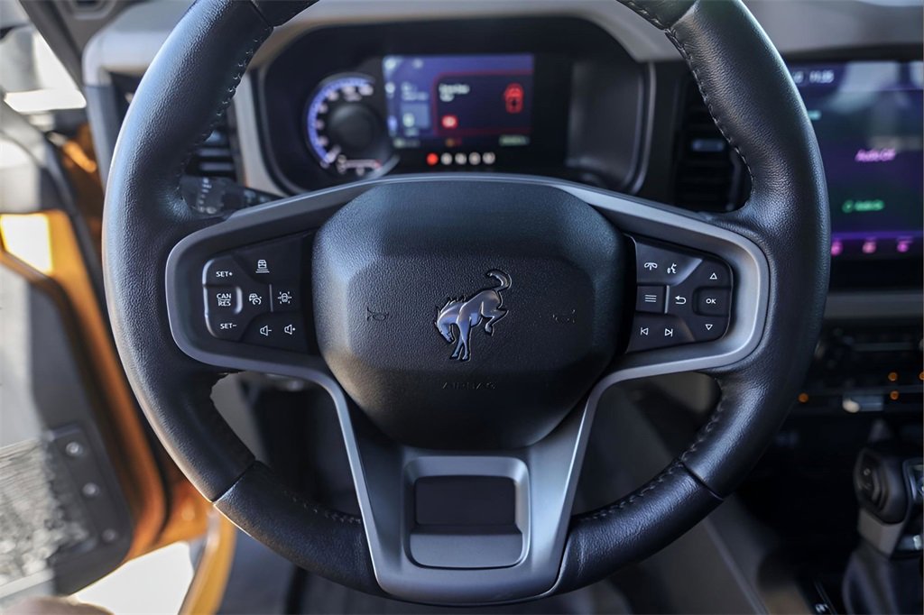 Used 2022 Ford Bronco Wildtrak image 12