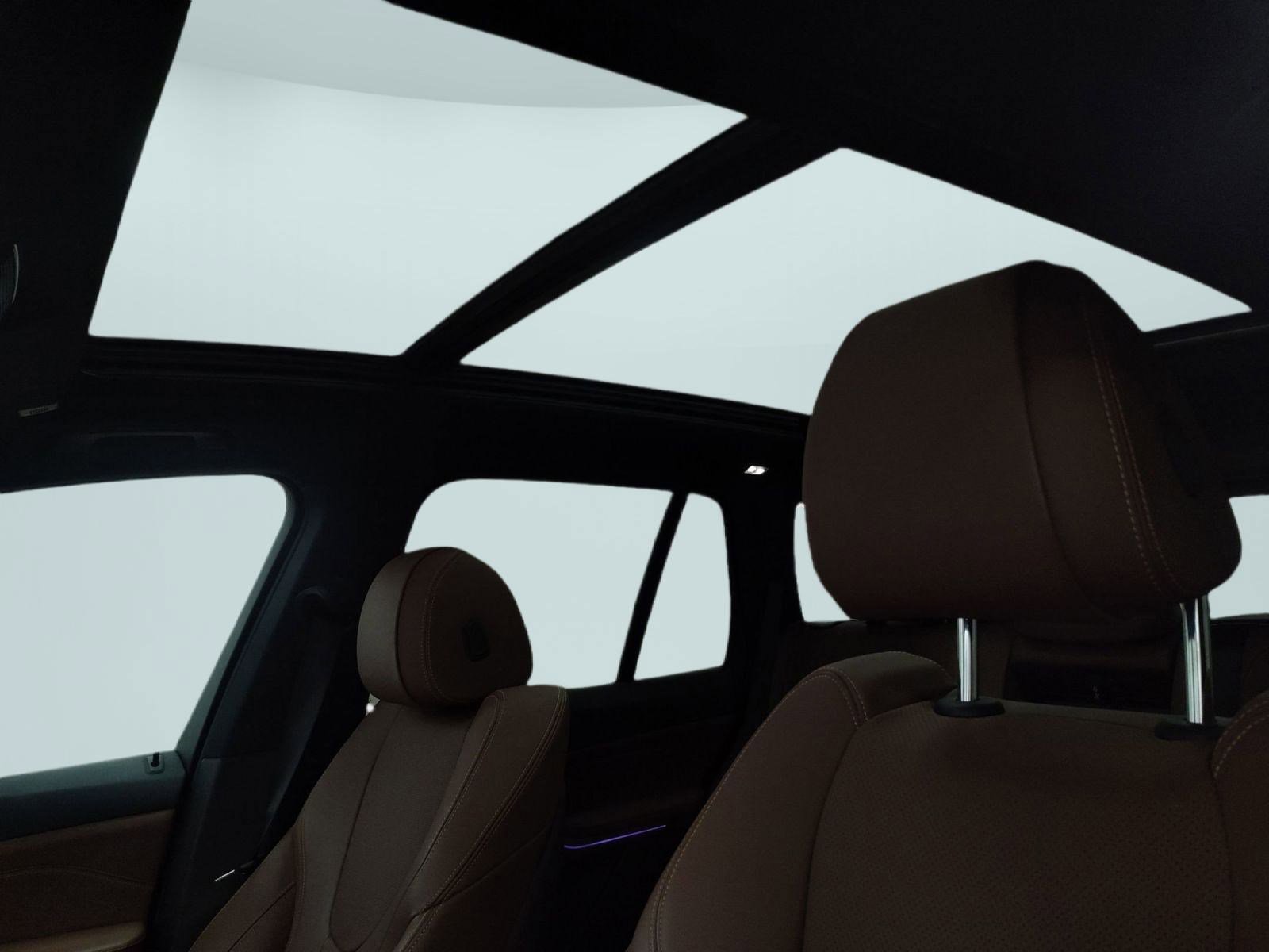 Used 2019 BMW X5 xDrive40i w/ M Sport Package image 14