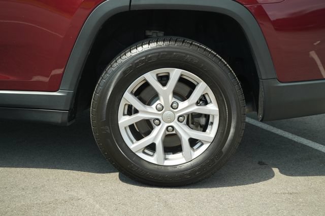 Used 2022 Jeep Grand Cherokee L Limited AWD/4WD image 46