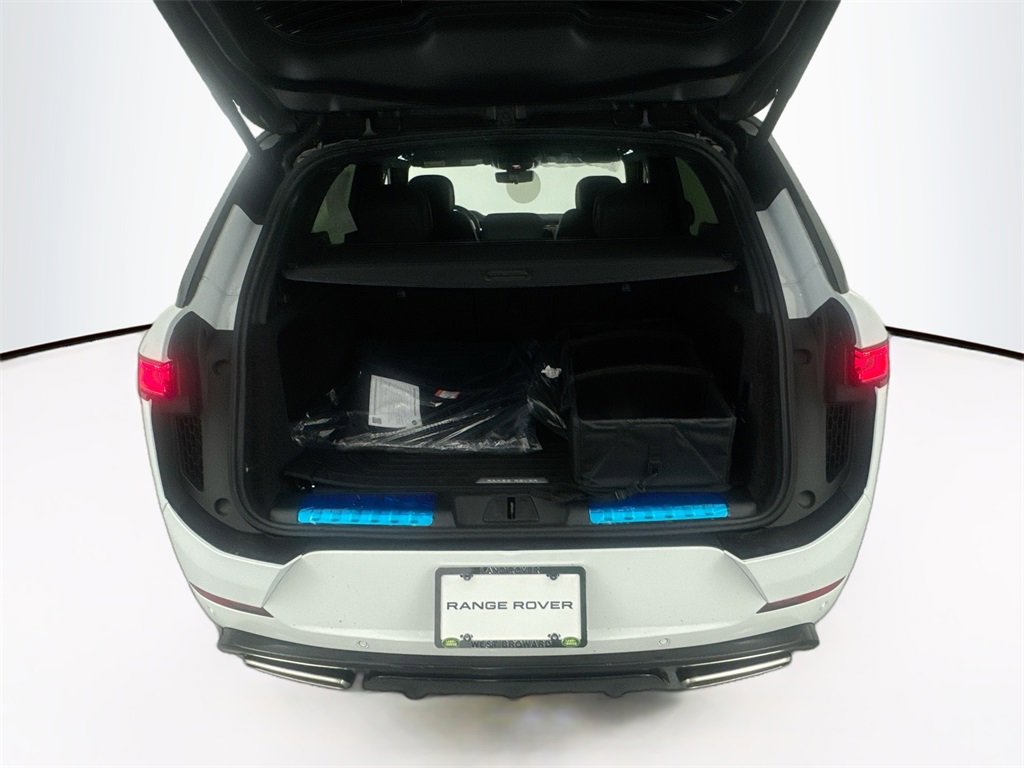New 2026 Land Rover Range Rover Sport Dynamic SE image 26