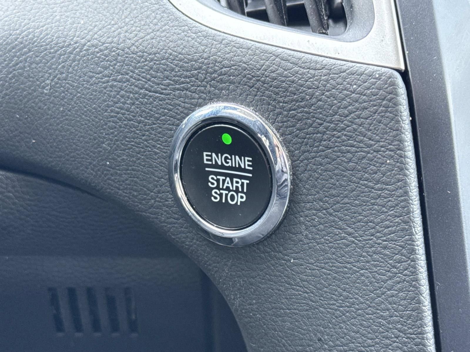 Used 2022 Ford Edge SEL AWD/4WD image 20