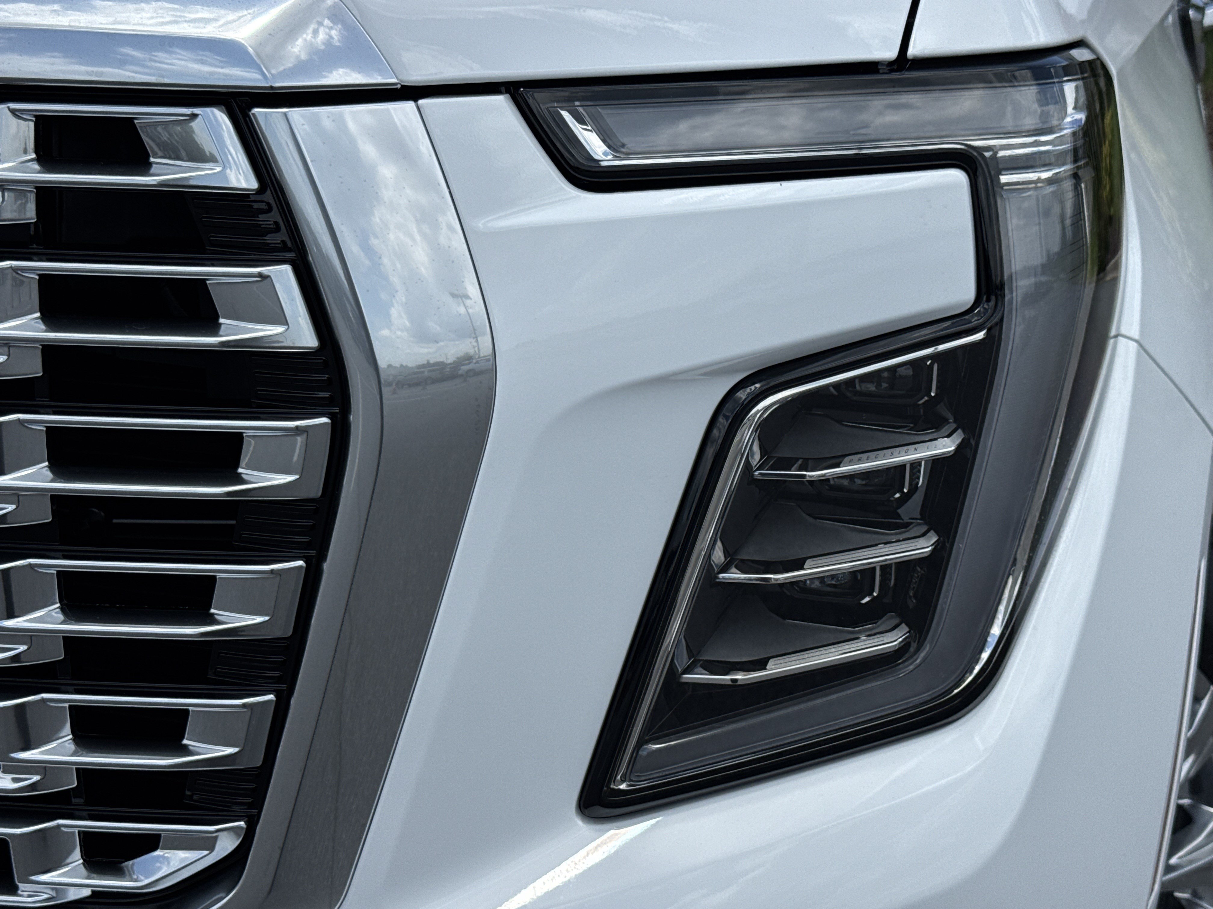New 2026 GMC Yukon XL Denali AWD/4WD image 6