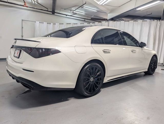Used 2023 Mercedes-Benz S 500 4MATIC image 3