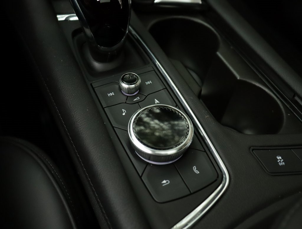 Certified 2024 Cadillac XT6 Premium Luxury w/ Platinum Package image 21